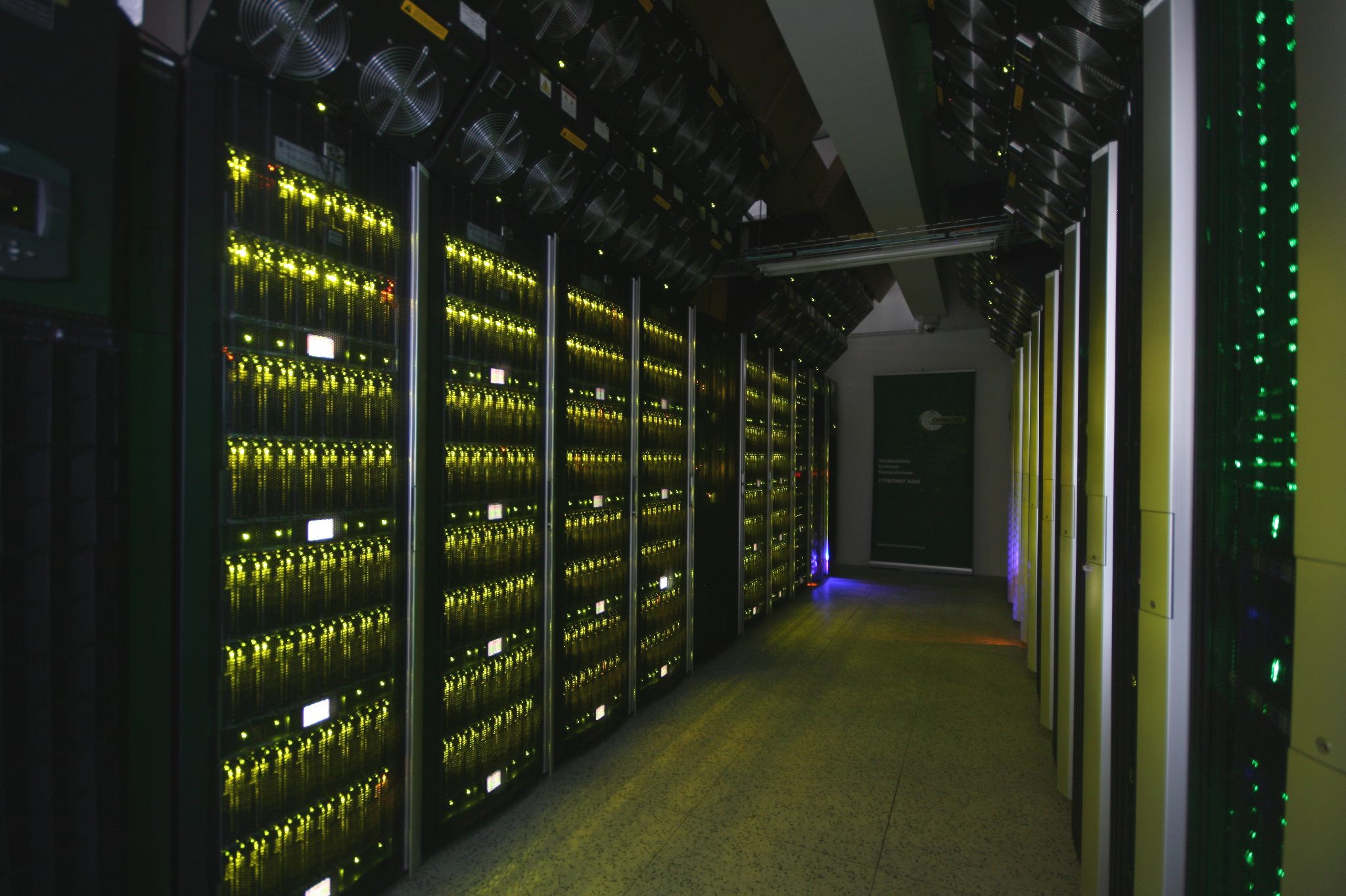 Superkomputer ZEUS w Krakowie