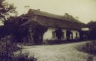 Dwór w Żurawnicy w roku 1907. Foto: Izabela Fac.